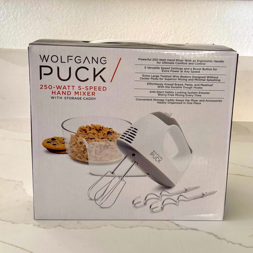 Wolfgang Puck White Hand Mixer with Storage Caddy✨